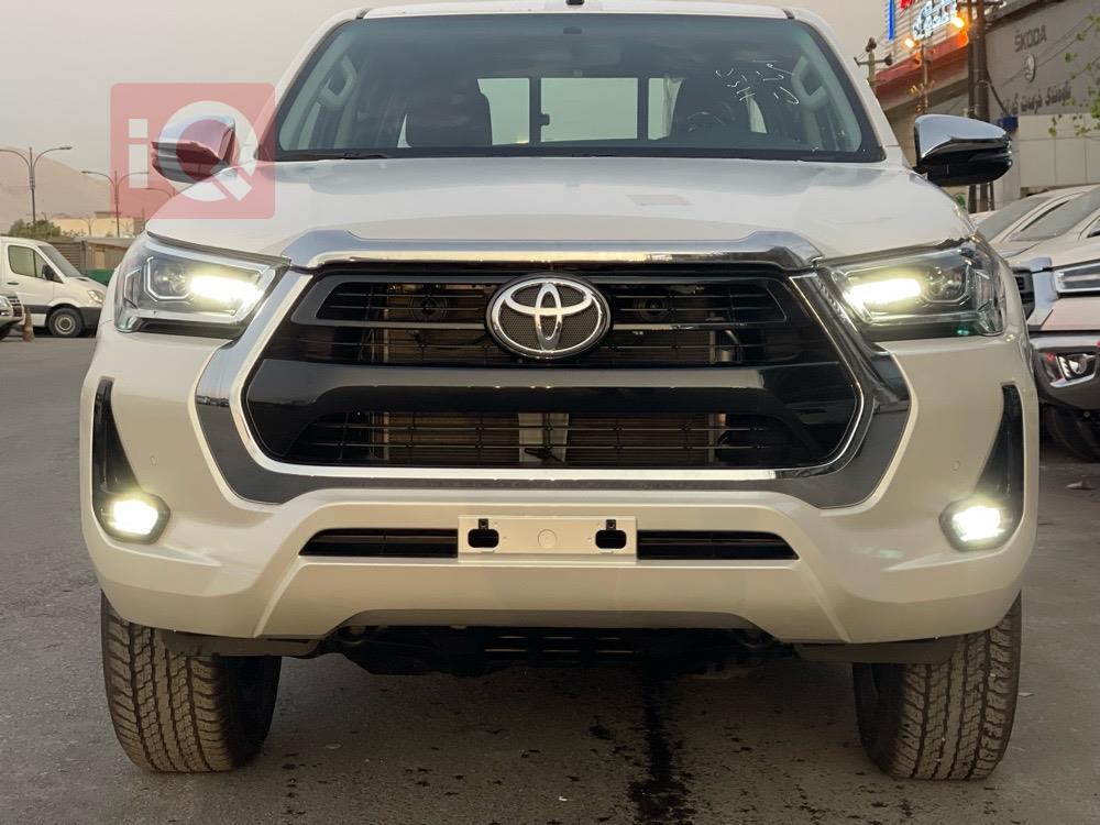 تويوتا هايلوكس